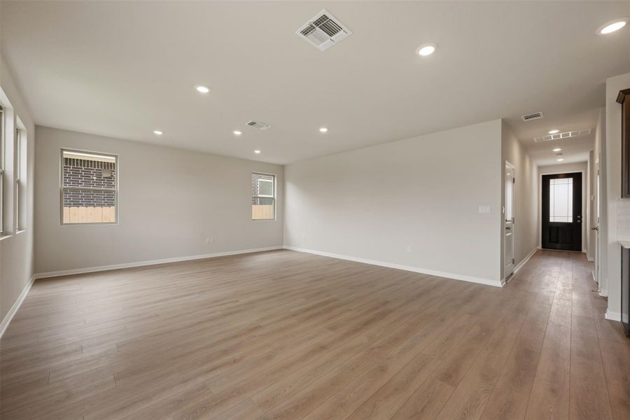 Representative images and renderings are for illustrative purposes. Actual structural options and design finishes of home may vary. Representative images and renderings are for illustrative purposes. Actual structural options and design finishes of home may vary.