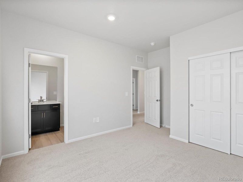 Spacious, unfurnished interior of a new home in Poudre Heights: The Alpine Collection, Windsor (Image 15).