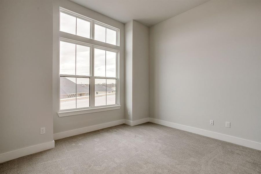 Spacious, unfurnished interior of a new home in Talon Hills, Fort Worth (Image 27).