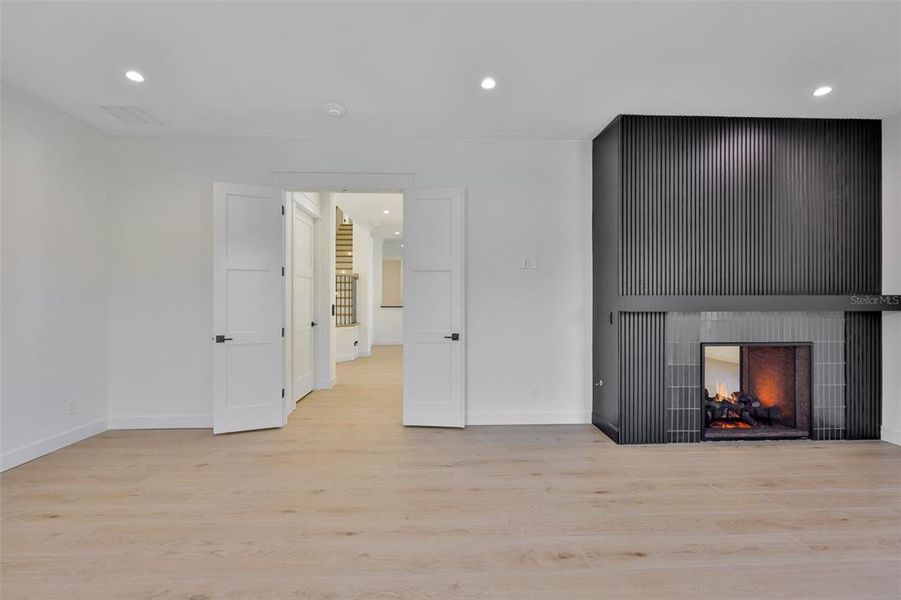 Spacious, unfurnished interior of a new home in , Tampa (Image 83).