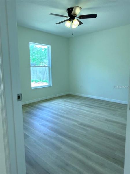Spacious, unfurnished interior of a new home in , Dunnellon (Image 20).