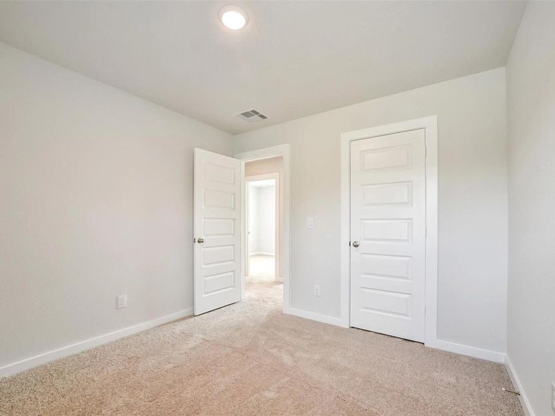 Spacious, unfurnished interior of a new home in Lakes at Black Oak, Magnolia (Image 31). Spacious, unfurnished interior of a new home in Lakes at Black Oak, Magnolia (Image 31).