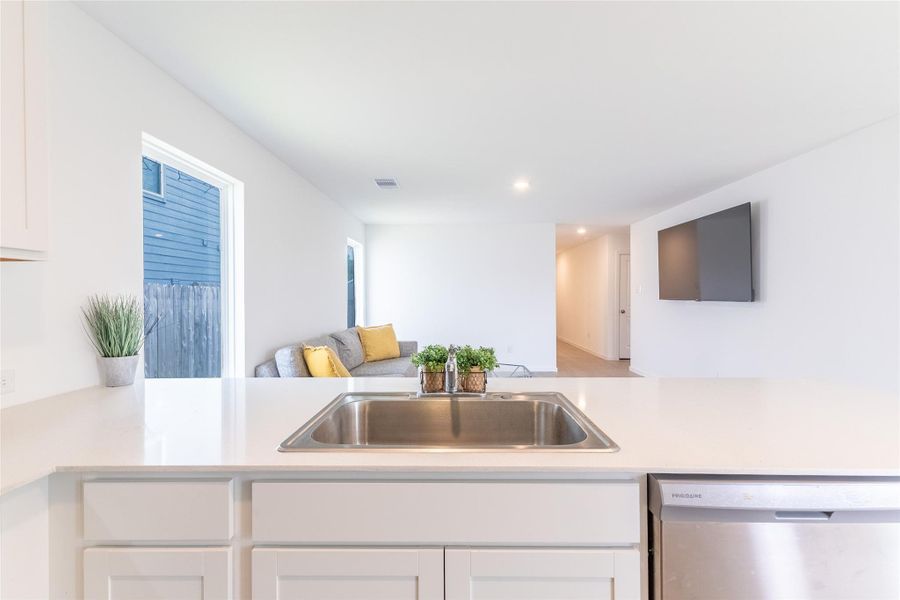 Enjoy preparing meals or washing dishes while watching your favorite show on the TV. Enjoy preparing meals or washing dishes while watching your favorite show on the TV.