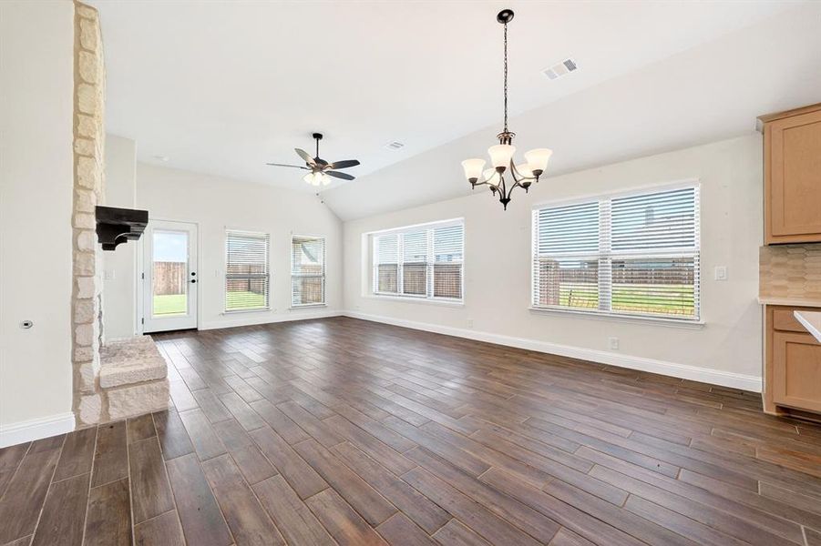 Spacious, unfurnished interior of a new home in Stone River Glen, Royse City (Image 34). Spacious, unfurnished interior of a new home in Stone River Glen, Royse City (Image 34).