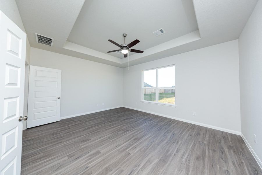 Spacious, unfurnished interior of a new home in Bluestem, Brookshire (Image 20).
