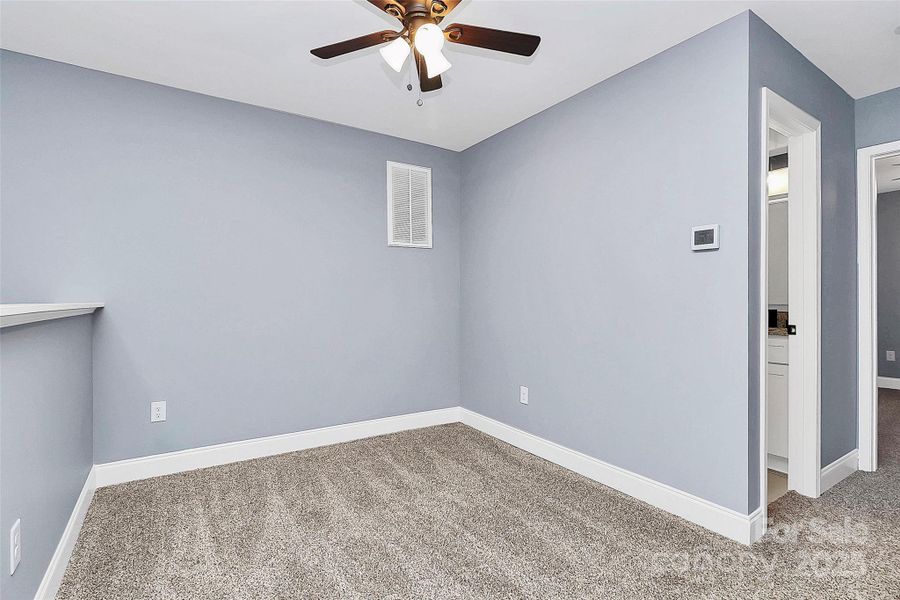 Spacious, unfurnished interior of a new home in , Charlotte (Image 14).