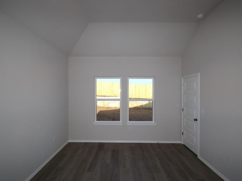 Spacious, unfurnished interior of a new home in Cascades at Onion Creek, Austin (Image 11). Spacious, unfurnished interior of a new home in Cascades at Onion Creek, Austin (Image 11).