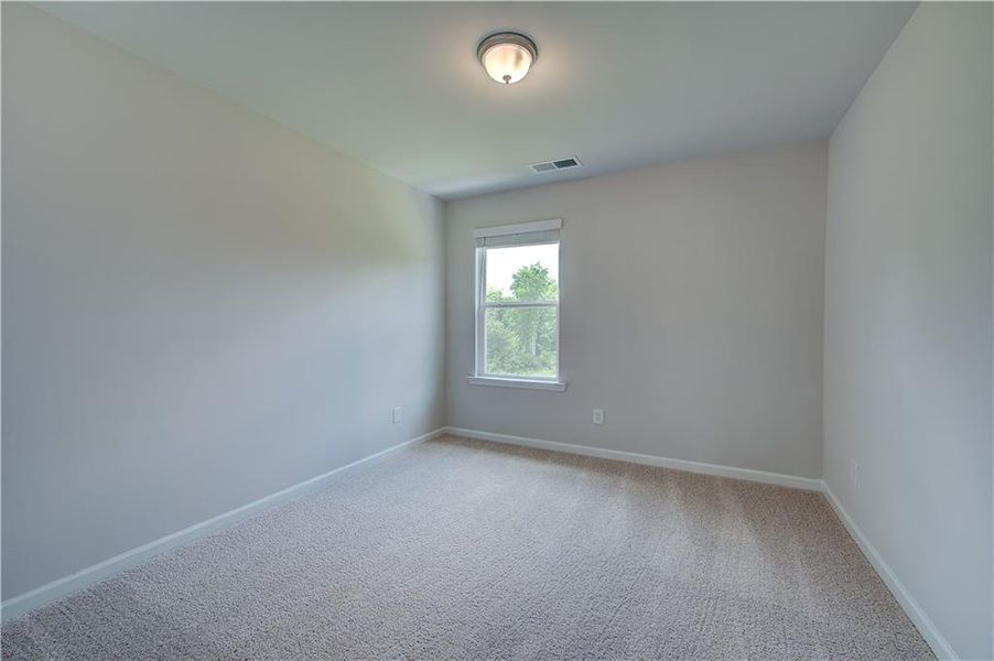 Spacious, unfurnished interior of a new home in Chapel Hill, Newnan (Image 22).