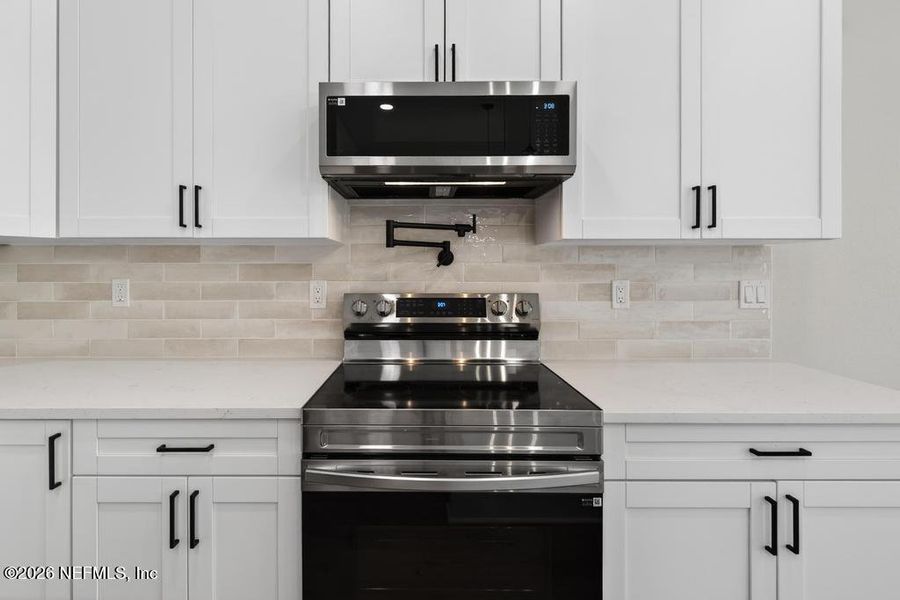 Close-up of interior finishes inside a home in , Yulee (Image 25). Close-up of interior finishes inside a home in , Yulee (Image 25).