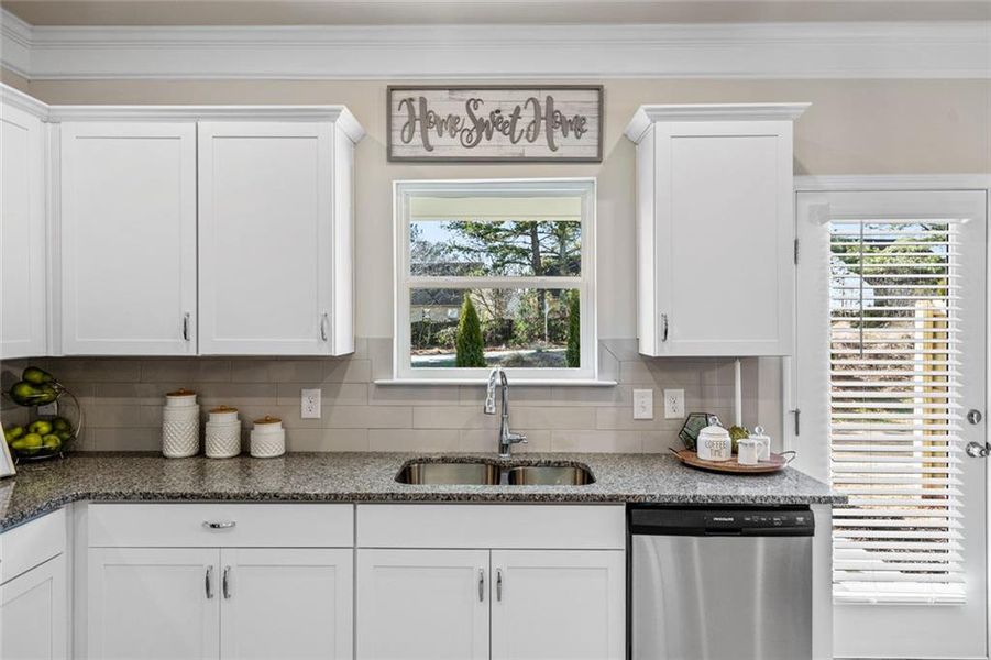 Furnished interior view inside a new home in Johnson Crossing, Cartersville (Image 12).