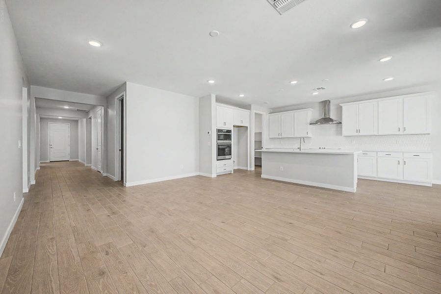 Spacious, unfurnished interior of a new home in Wildera, San Tan Valley (Image 6). Spacious, unfurnished interior of a new home in Wildera, San Tan Valley (Image 6).