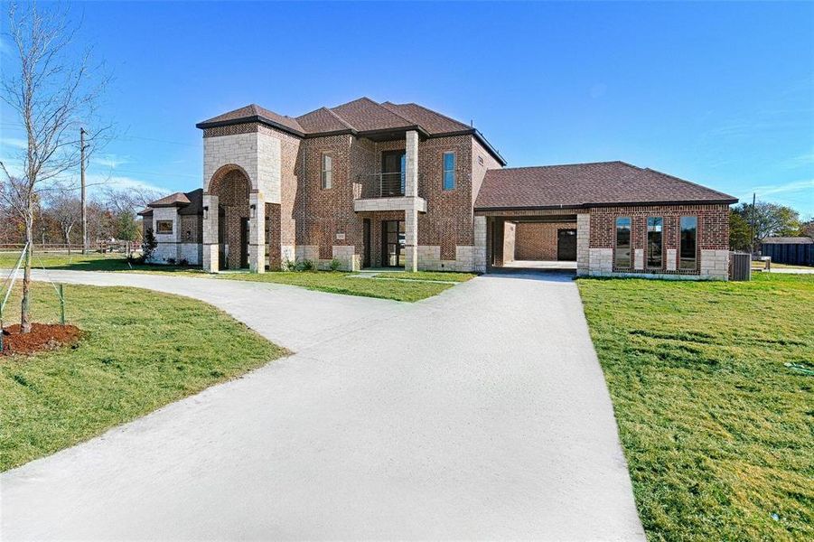 Front exterior of a new home in , Midlothian, TX, highlighting curb appeal (Image 5). Front exterior of a new home in , Midlothian, TX, highlighting curb appeal (Image 5).