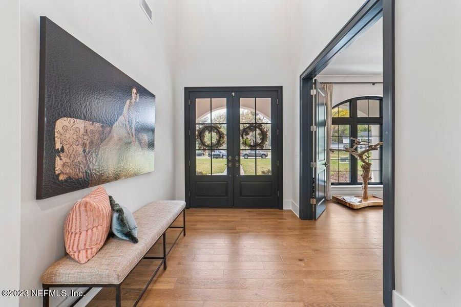 Image 83 of a home in .