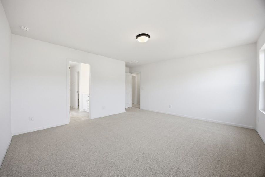 Spacious, unfurnished interior of a new home in Reeves Crossing, St. George (Image 9).