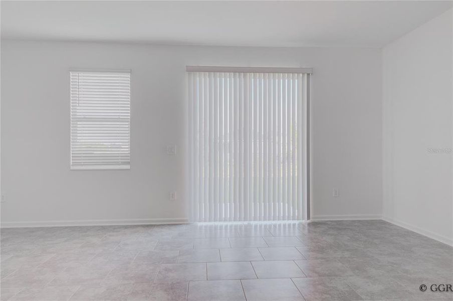 Spacious, unfurnished interior of a new home in , Davenport (Image 22).