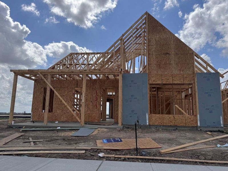 Let us show you how our advanced framing techniques have stood the test of time and allow more insulation for a quieter and more energy efficient home.