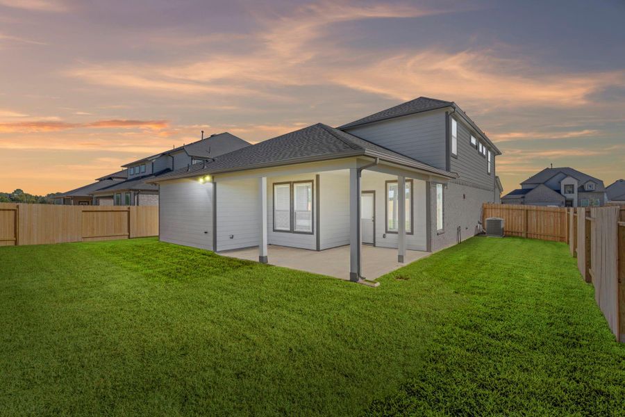 Exterior details and patio area of a home in Briarwood Crossing, Rosenberg (Image 3). Exterior details and patio area of a home in Briarwood Crossing, Rosenberg (Image 3).