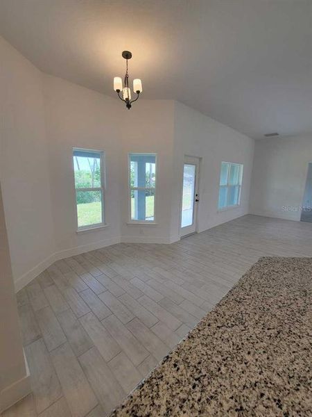 Spacious, unfurnished interior of a new home in , Ocala (Image 19).