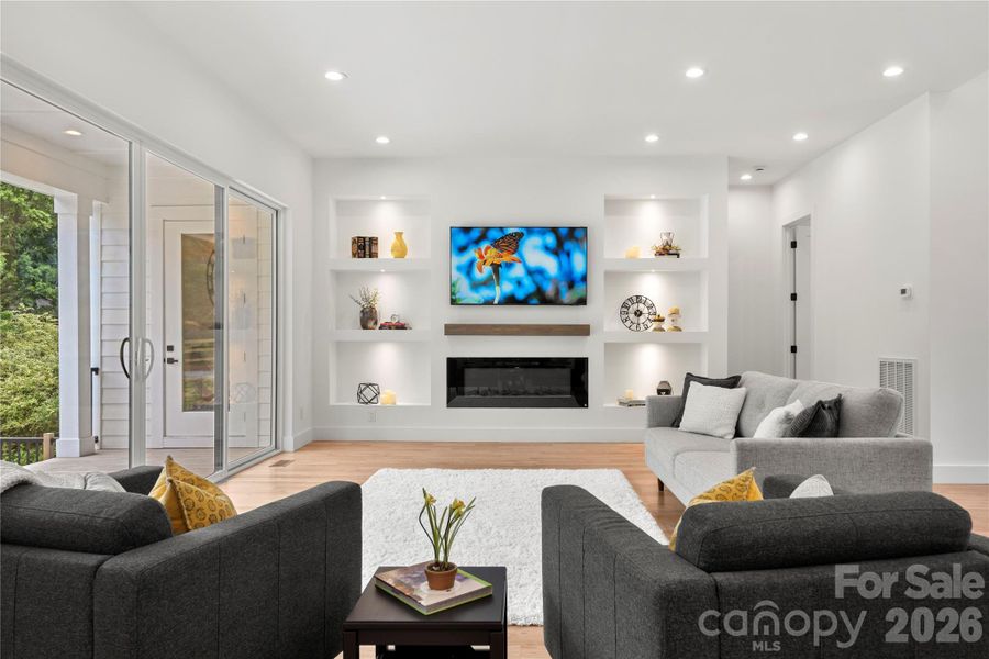 Furnished interior view inside a new home in , Monroe (Image 9).