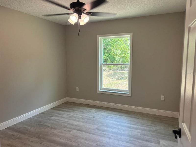 Spacious, unfurnished interior of a new home in , Dunnellon (Image 18).