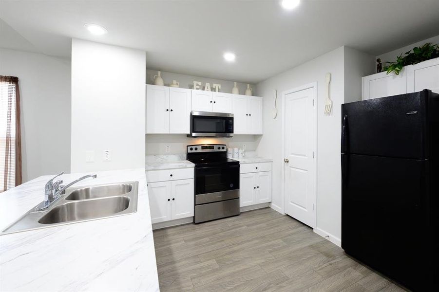 Furnished interior view inside a new home in River Oaks at Sawmill Road, Chandler (Image 6).