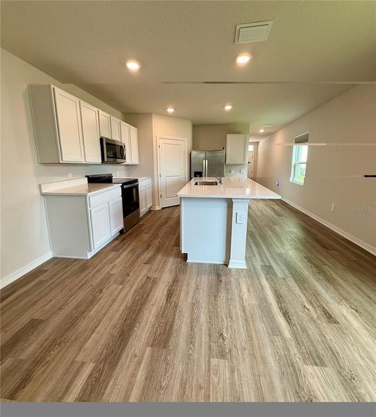 Furnished interior view inside a new home in Star Farms at Lakewood Ranch, Lakewood Ranch (Image 16).