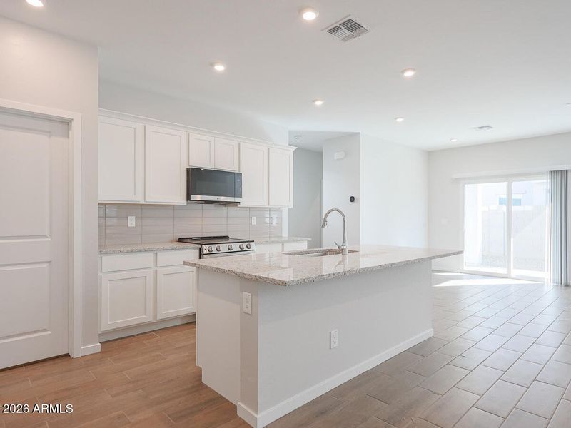 10_North-Copper_Canyon_Home-builder_Surp 10_North-Copper_Canyon_Home-builder_Surp