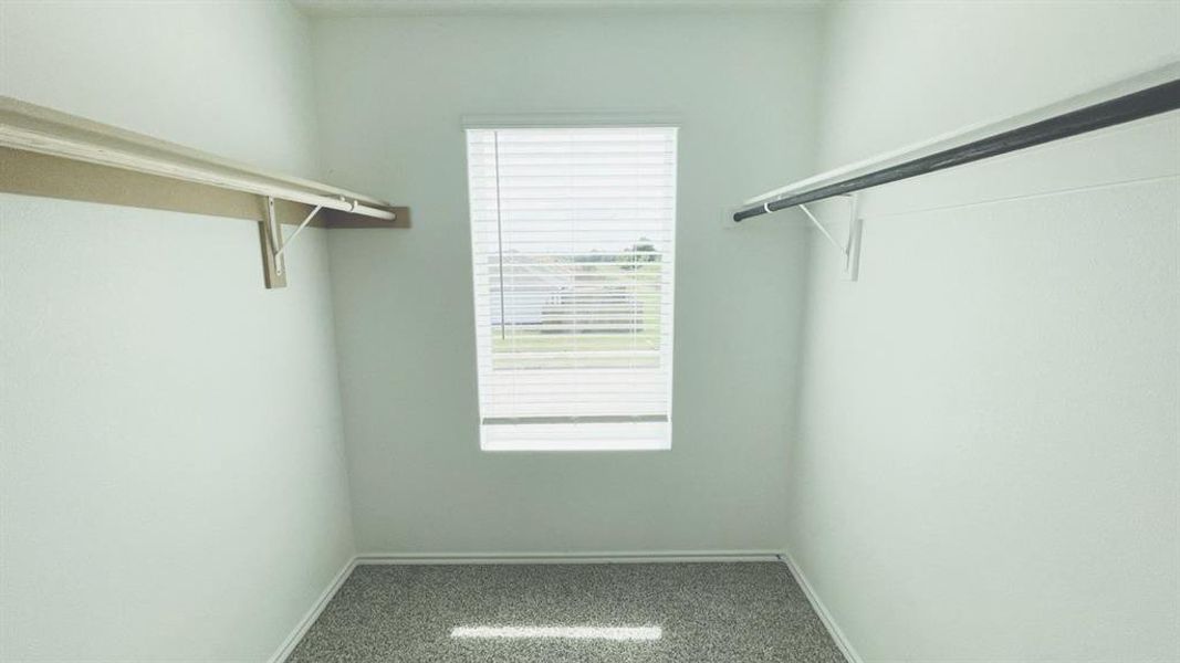 Spacious, unfurnished interior of a new home in Sunnycreek, Crowley (Image 9).