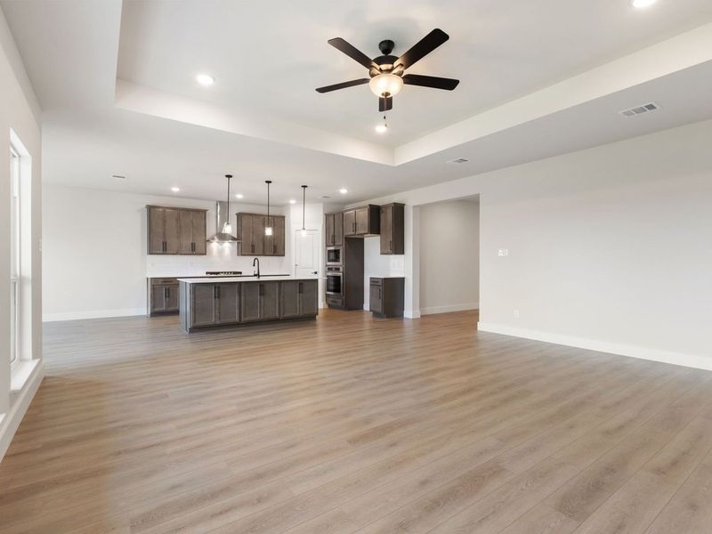 Spacious, unfurnished interior of a new home in Waverly Estates, Nevada (Image 20).