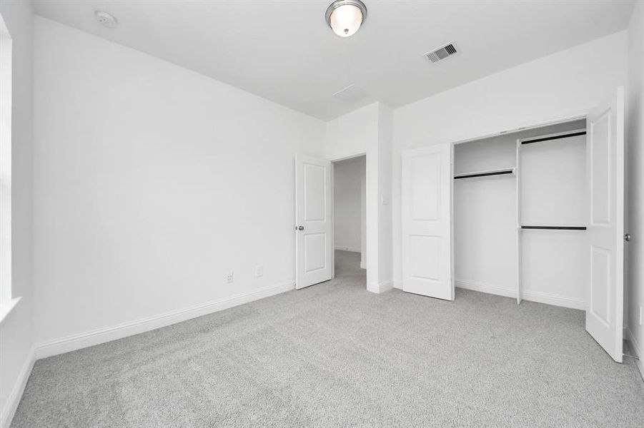 Spacious, unfurnished interior of a new home in Sienna: Signature Series, Missouri City (Image 34). Spacious, unfurnished interior of a new home in Sienna: Signature Series, Missouri City (Image 34).