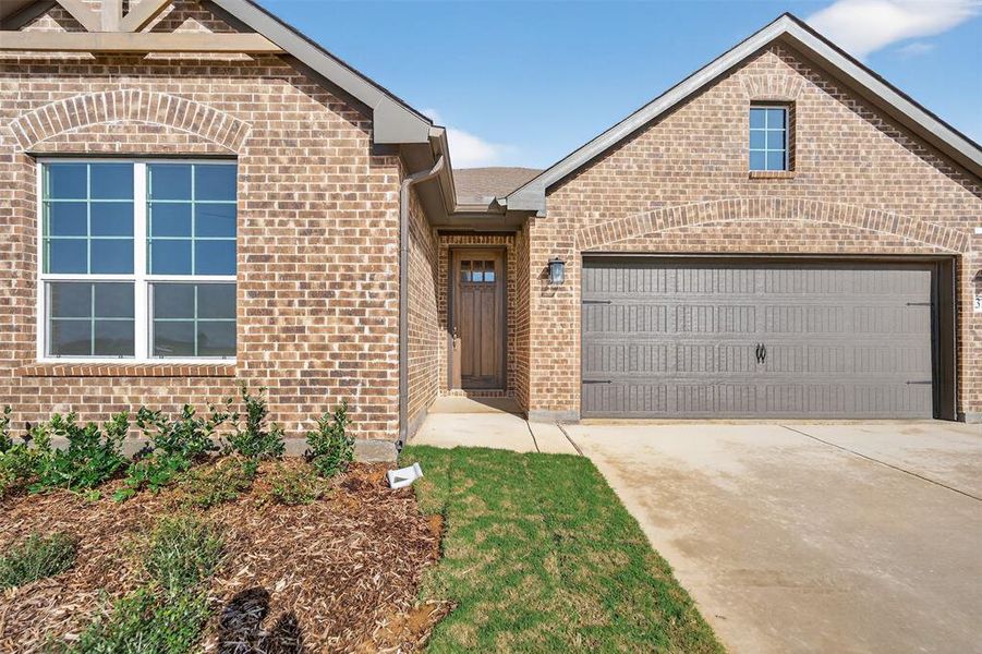 Exterior details and patio area of a home in Liberty Pointe, Gainesville (Image 3). Exterior details and patio area of a home in Liberty Pointe, Gainesville (Image 3).