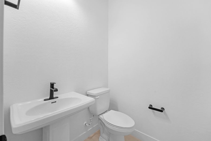 Image 28 of a home in Ellsworth Ranch Voyage Collection.