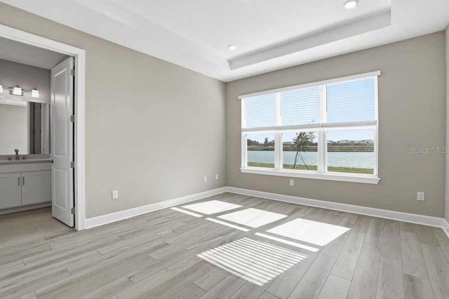 Spacious, unfurnished interior of a new home in Coasterra Community Group Page, Palmetto (Image 17).