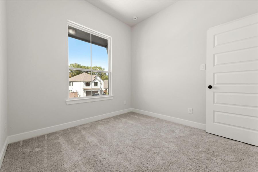 Representative image. Features, specifications, selections and colors may vary. Representative image. Features, specifications, selections and colors may vary.