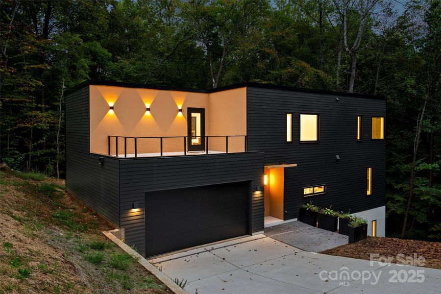 Image 31 of a home in .