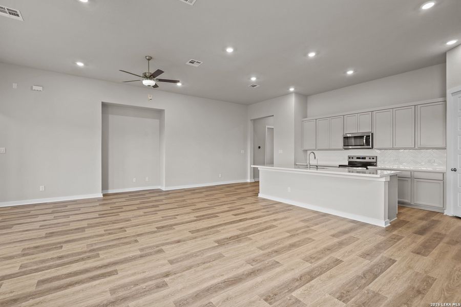 Spacious, unfurnished interior of a new home in Megan's Landing, Castroville (Image 25).
