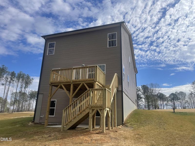 Upper/Lower Level Outdoor Enjoyment