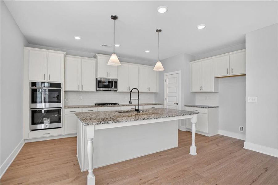 Furnished interior view inside a new home in , Villa Rica (Image 4).