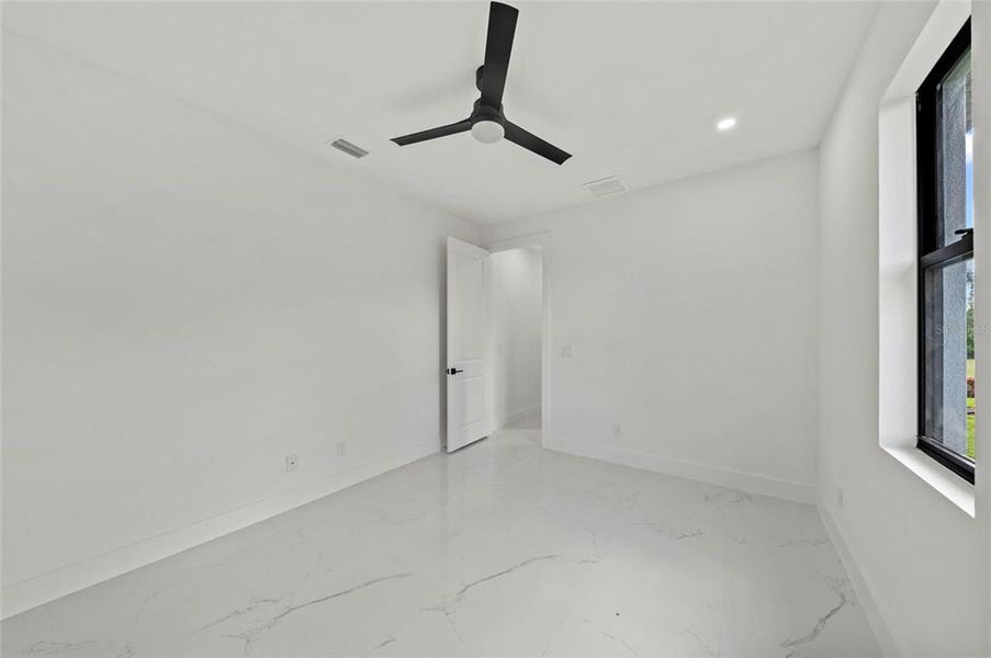 Spacious, unfurnished interior of a new home in , Punta Gorda (Image 40). Spacious, unfurnished interior of a new home in , Punta Gorda (Image 40).