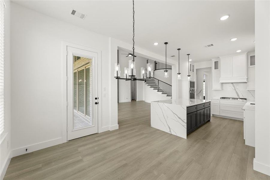 14. 1700 Pepperdine - Nook (2)