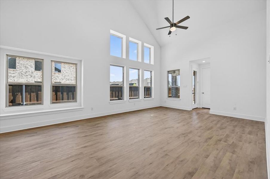 Spacious, unfurnished interior of a new home in Wellington, Haslet (Image 18).