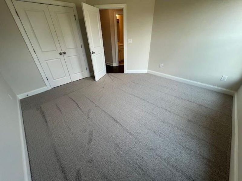 Spacious, unfurnished interior of a new home in Palisades Single Family, Cumming (Image 17).