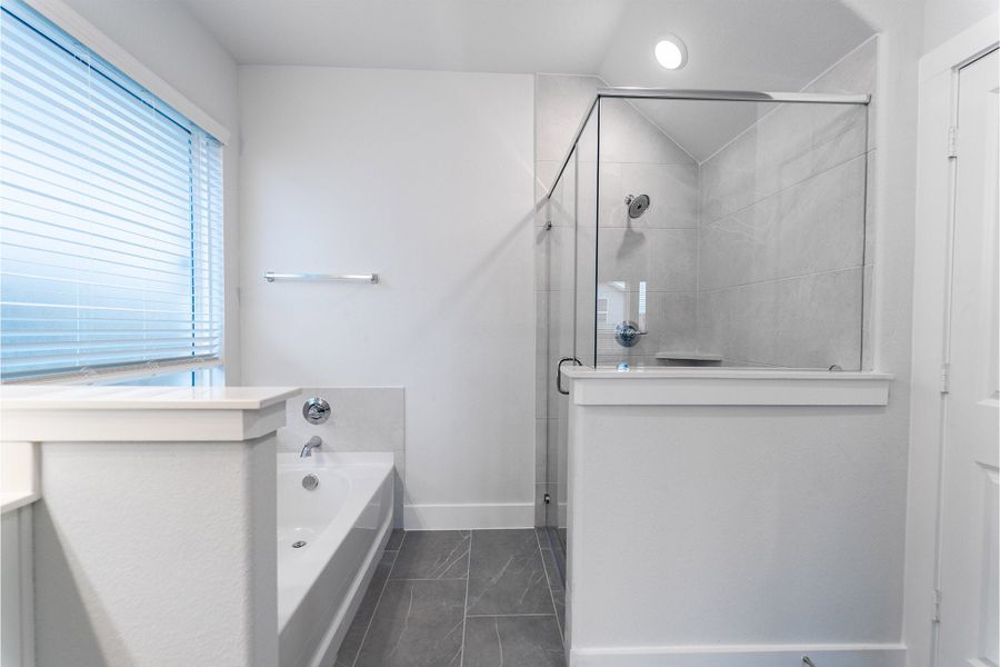 Furnished interior view inside a new home in Sunfield, Buda (Image 9).