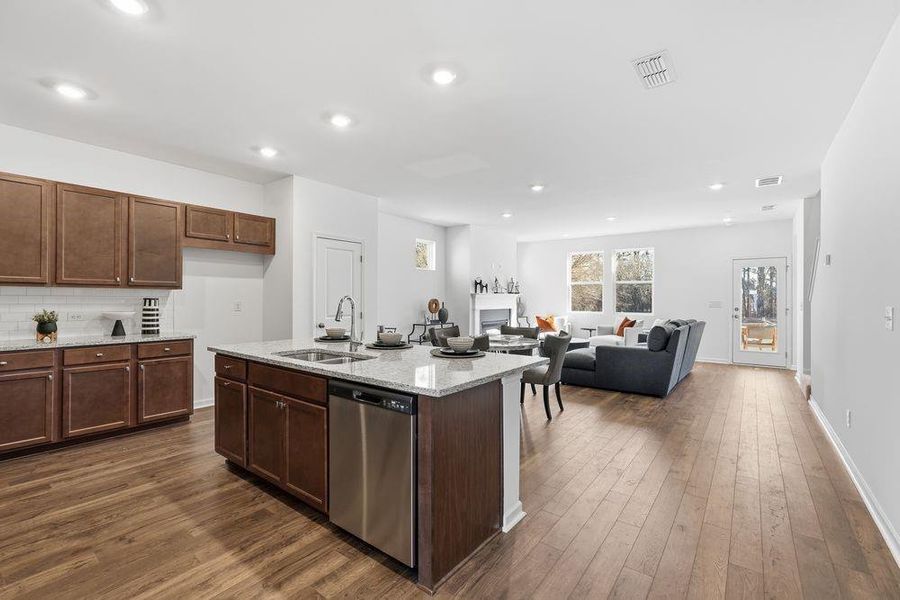 Furnished interior view inside a new home in Windance Lake, Loganville (Image 17). Furnished interior view inside a new home in Windance Lake, Loganville (Image 17).
