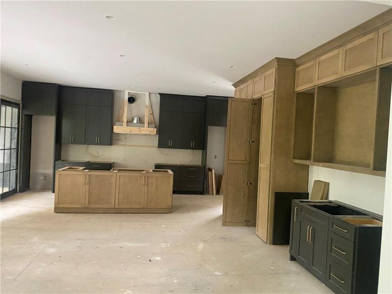 Image 12 of a home in . Image 12 of a home in .