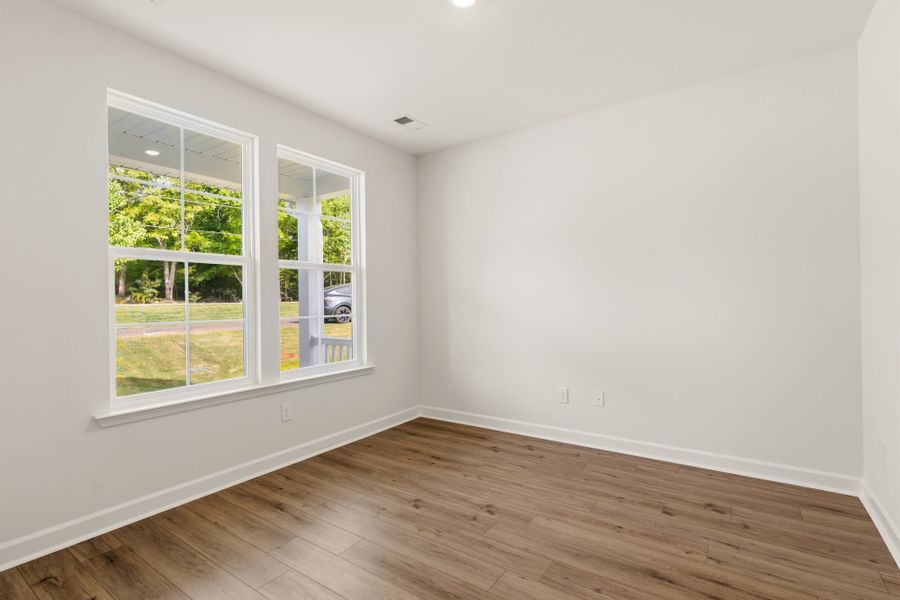 Spacious, unfurnished interior of a new home in Timberland Grove, Anderson (Image 19).