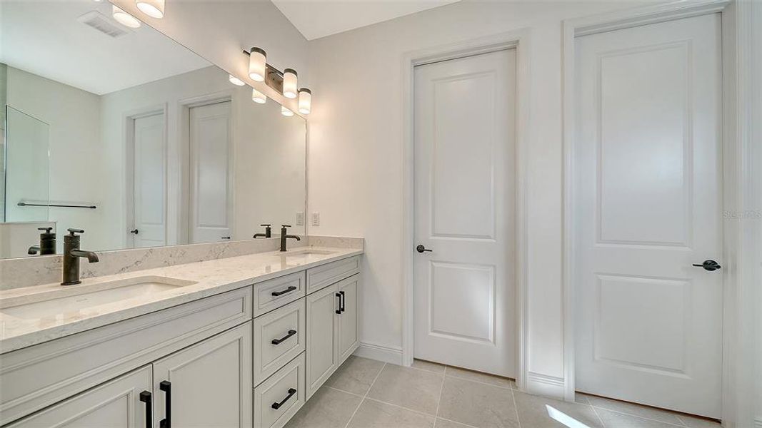 Furnished interior view inside a new home in Windward, Sarasota (Image 7).