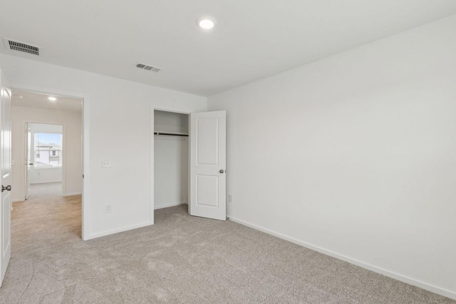 Spacious, unfurnished interior of a new home in Decker Farms, Magnolia (Image 21).