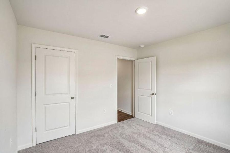 Spacious, unfurnished interior of a new home in Urban's Place, Chatsworth (Image 14). Spacious, unfurnished interior of a new home in Urban's Place, Chatsworth (Image 14).