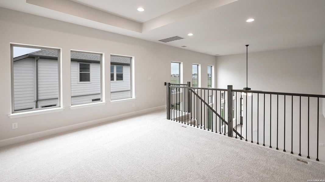 Spacious, unfurnished interior of a new home in The Parklands, Schertz (Image 19).
